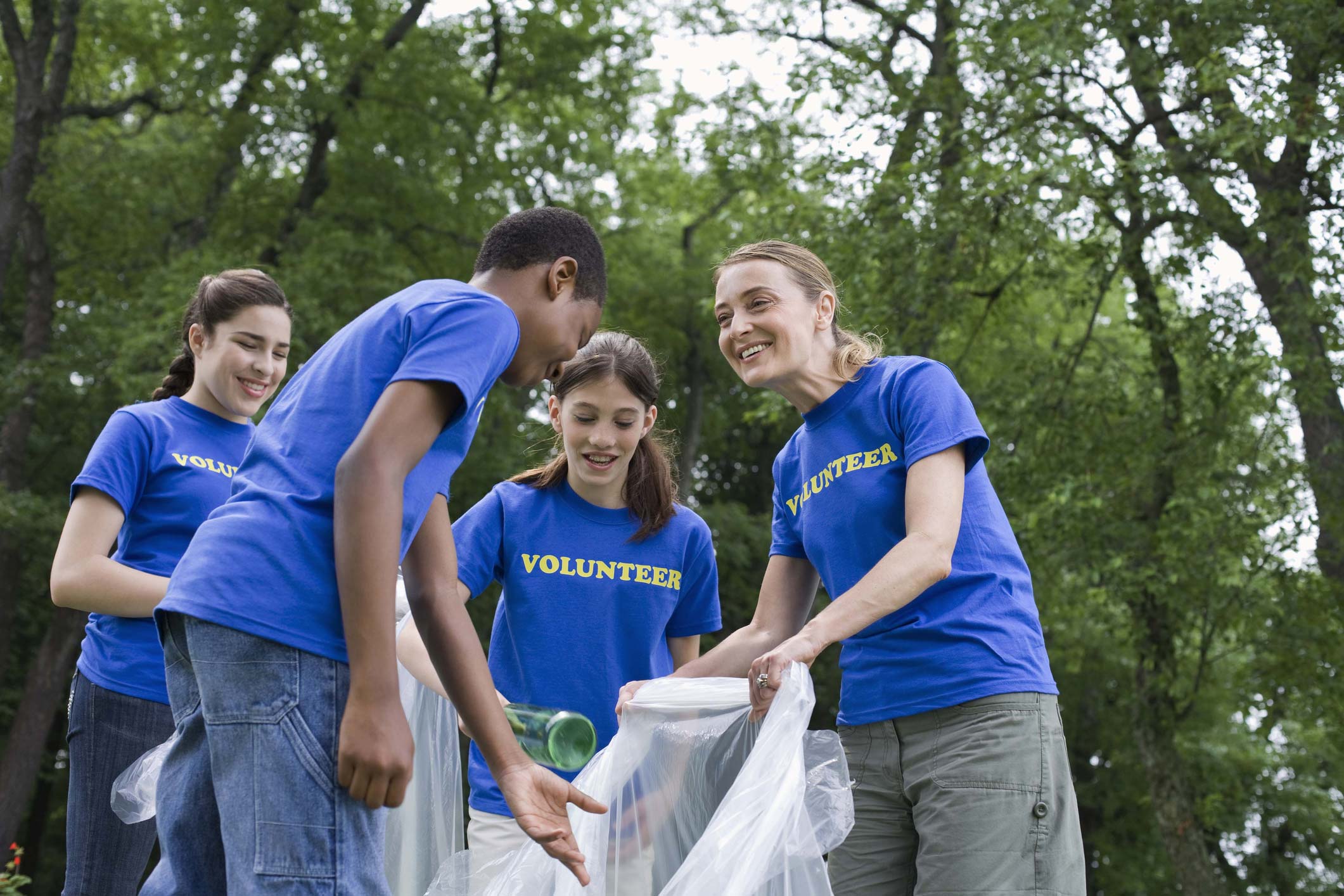 student volunteer travel